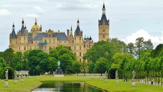 Familienappartement In Zentrum Schwerin  Ngoại thất bức ảnh