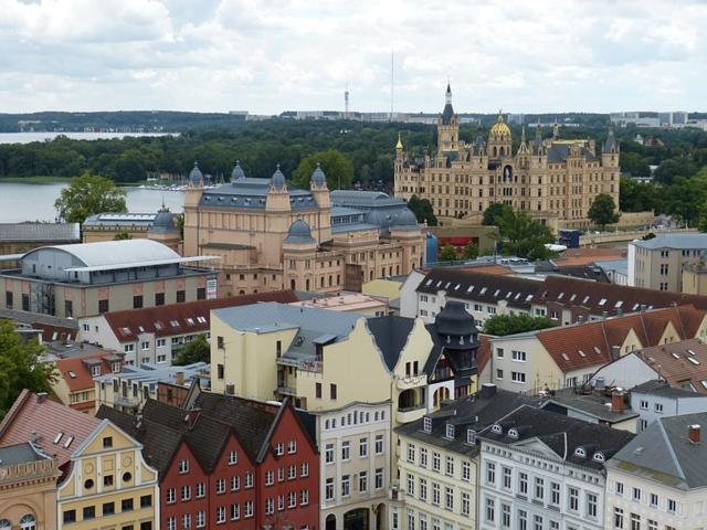 Familienappartement In Zentrum Schwerin  Ngoại thất bức ảnh